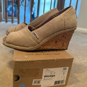 TOMS Amery Wedge Sandal